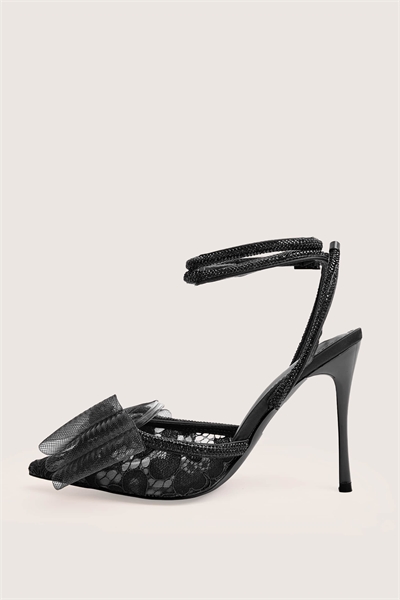 Туфли на шпильке с заостренным носком и ремешком «Брат Диаманте» артикул 154680443