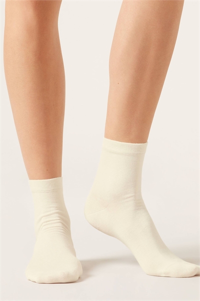 Короткие носки с декоративной окантовкой артикул 153165309