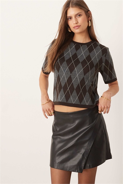 Юбка-шорты из искусственной кожи артикул 150200881