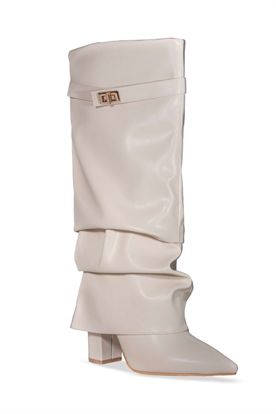 Ботинки до середины икры на молнии — удобная повседневная обувь кремового цвета артикул 155276429