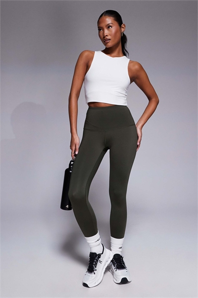 Леггинсы для фитнеса Petite Icon с высокой талией и эффектом моделирования ягодиц, с внутренним карманом артикул 139618416