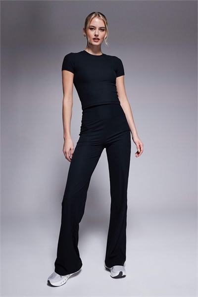 Высокие танцевальные брюки с широкими штанинами и мягкой ребристой тканью черного цвета артикул 138727301