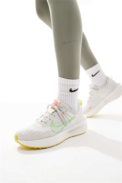 Кроссовки Interact Run артикул 137317411