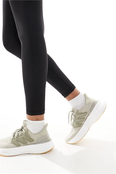 Кроссовки adidas Running Ultraboost 5 артикул 140466279