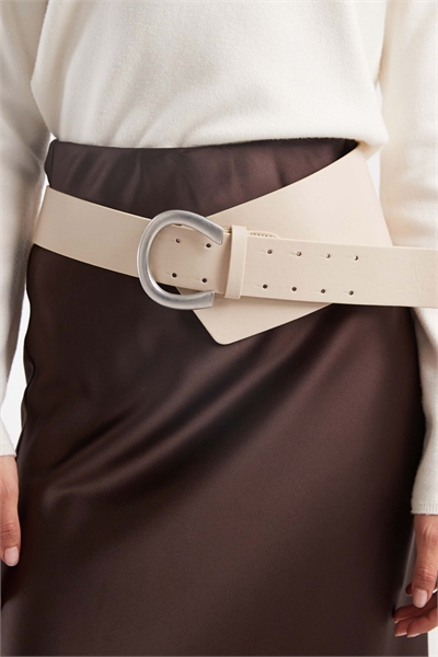 Широкий ремень с эффектной пряжкой артикул 151051488