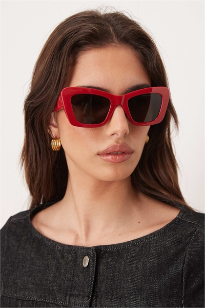 Солнцезащитные очки «кошачий глаз» от Marc Jacobs артикул 155015956