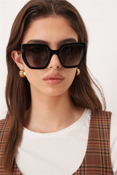 Квадратные солнцезащитные очки Marc Jacobs артикул 155015790