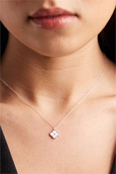 Кулон в виде клевера артикул 153725356