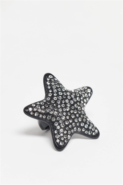Массивное кольцо в форме звезды со стразами артикул 152709825