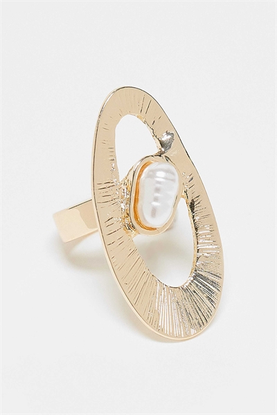 Кольцо с овальным камнем и искусственной жемчужиной артикул 141613936