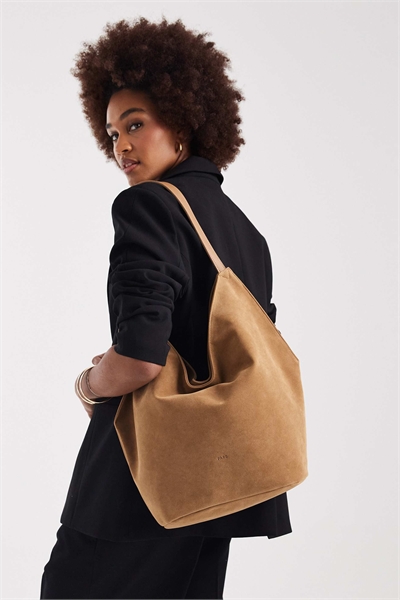 Сумка-тоут из искусственной замши бежевого цвета артикул 152832962