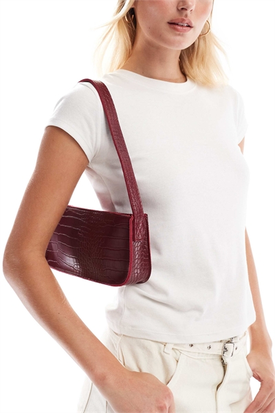 Минималистичная сумка через плечо из крокодиловой кожи артикул 149107080