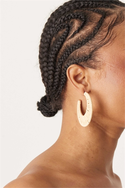 Серьги-кольца с обручем артикул 147146487