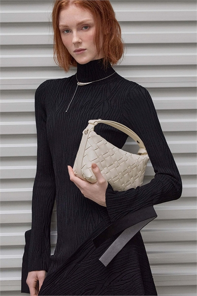 Плетеная сумка через плечо Ivette артикул 156099504