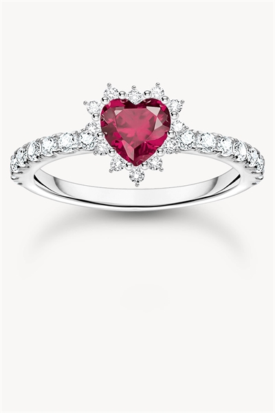 Серебряное кольцо в форме сердца: романтика артикул 154286654