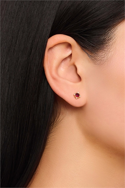 Небольшие винтажные пуссеты с позолотой и красным сапфиром артикул 153898284