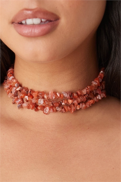 ASOS DESIGN Curve: короткое многорядковое колье из натуральных каменных обломков артикул 147329197