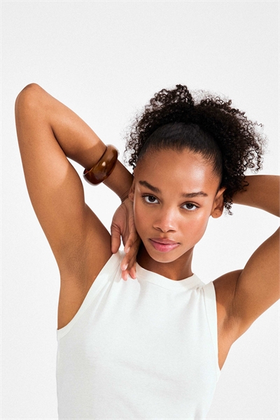 Браслет из янтаря Aase артикул 155193495