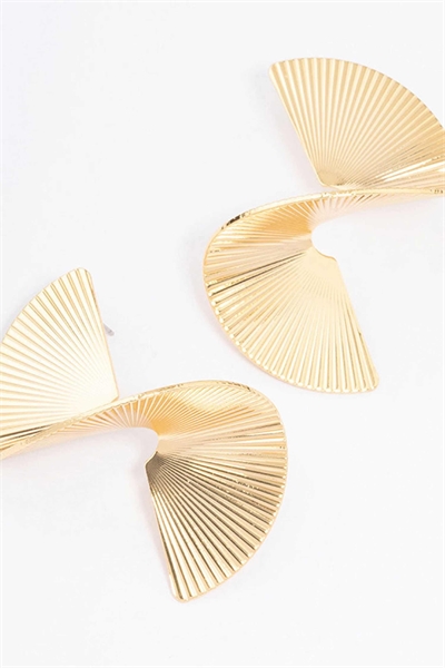 Серьги-гвоздики Lovisa с позолоченным витым узором в виде веера артикул 150794222