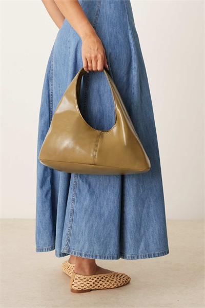 Сумка через плечо Trapeze оливкового цвета артикул 144135672