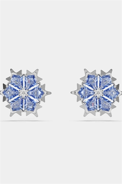 Серьги-гвоздики «Магия», в виде снежинки, синие, с родиевым покрытием артикул 150536983