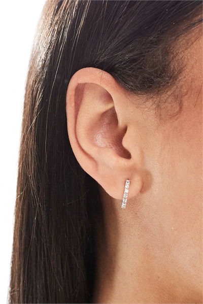 Серьги-кольца из серебра 925 пробы, украшенные кубическим цирконием размером 10 мм артикул 148077133