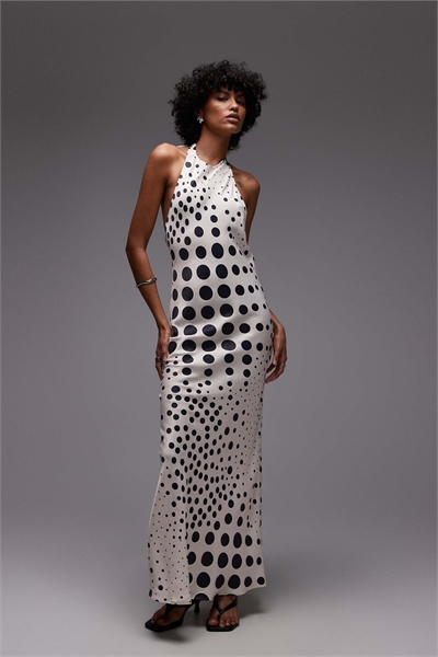 Макси-платье с завязками на шее артикул 148449037