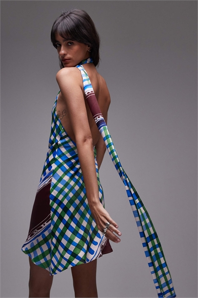 Мини-платье с атласным воротником-галстуком артикул 147442659