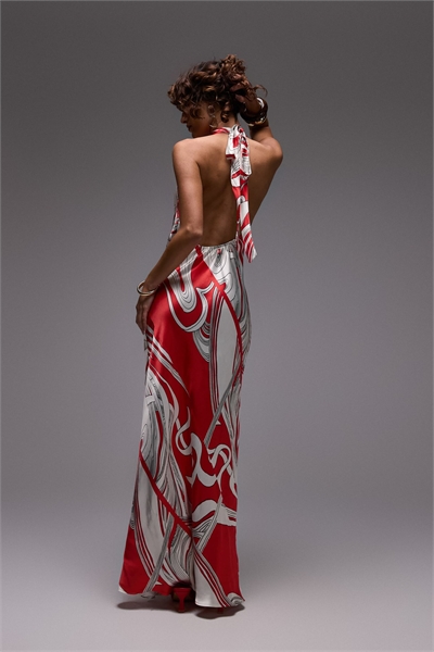 Макси-платье с завязками на шее и красным принтом в стиле бутик артикул 140659011