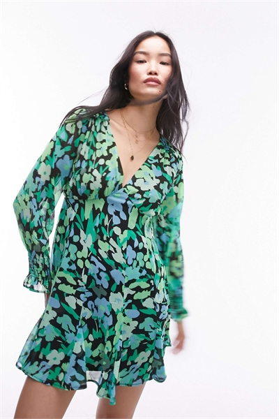 Мини-платье с длинными рукавами и вставками-годе артикул 133012876