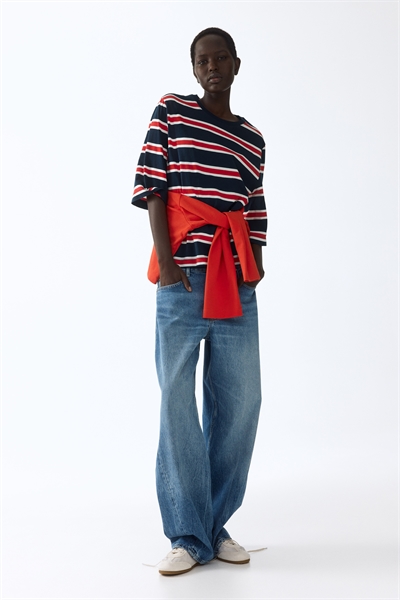 Хлопковая футболка свободного кроя артикул 1334069003