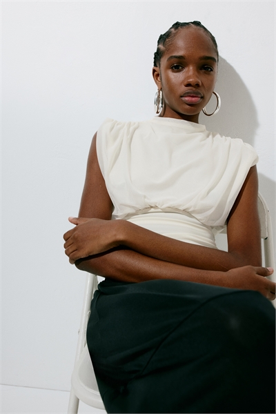 Топ без рукавов с драпировкой артикул 1346095001