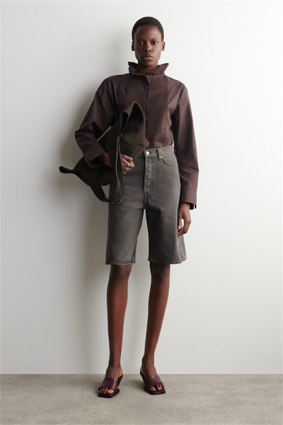 Джинсовые шорты до колен артикул 1318323002