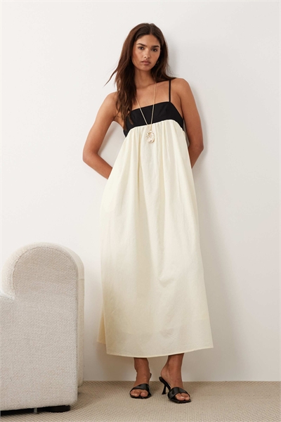 Макси-платье с контрастными бретелями и драпировкой от Marianne артикул 154848647