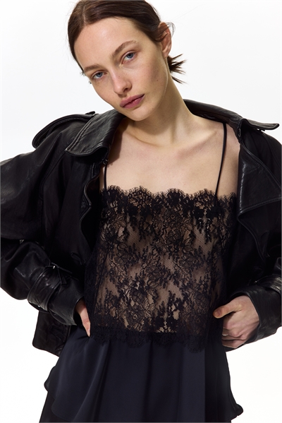 Блузка с кружевными бретелями артикул 1342168002