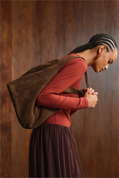 Мягкая сумка-тоут из замши артикул 144641499