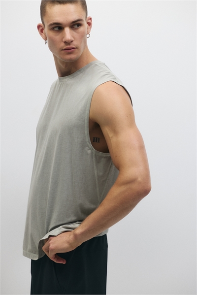 Спортивная майка с технологией DryMove™ артикул 1324670003