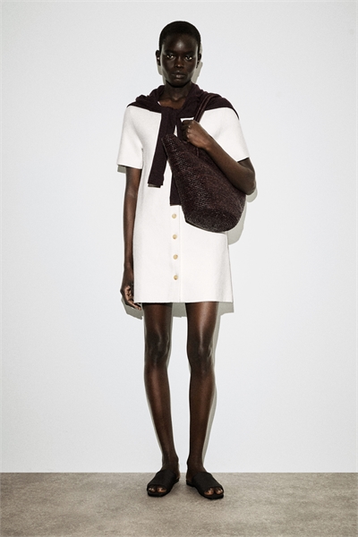 Мини-платье из трикотажа «милано» на пуговицах артикул 1331966001