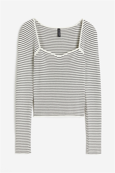 Трикотажный топ с вырезом сердечком артикул 1193196003