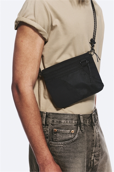 Мини-сумка через плечо Utility артикул 1329709001