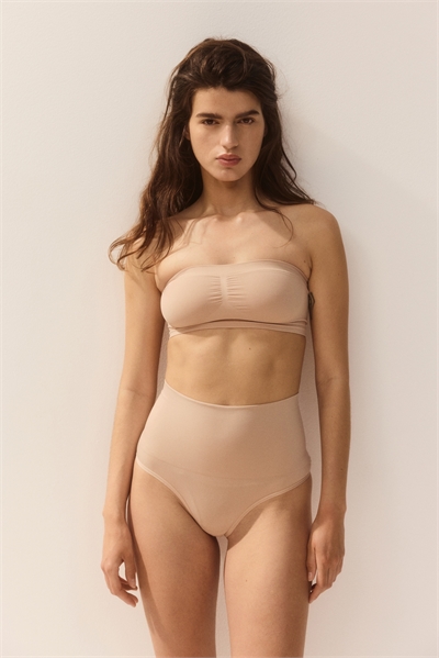 Трусы-стринги Medium Shape 2 шт. в упаковке артикул 0950093002