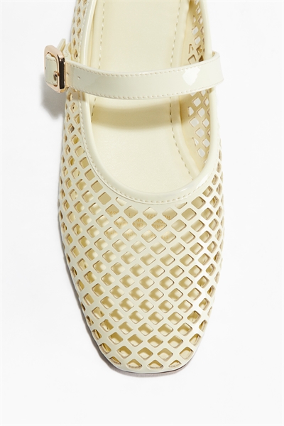 Перфорированные балетки Mary Jane артикул 1273657005