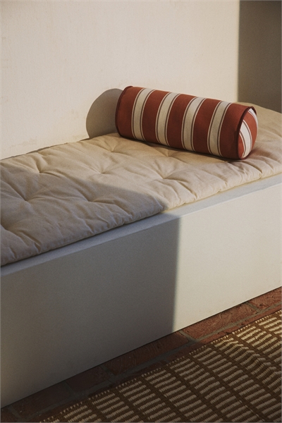 Хлопковая подушка для улицы артикул 1318056001