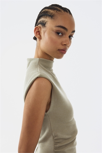 Джемпер с высоким воротником артикул 1322734001