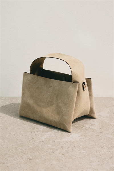 Сумка через плечо из замши артикул 1332777002