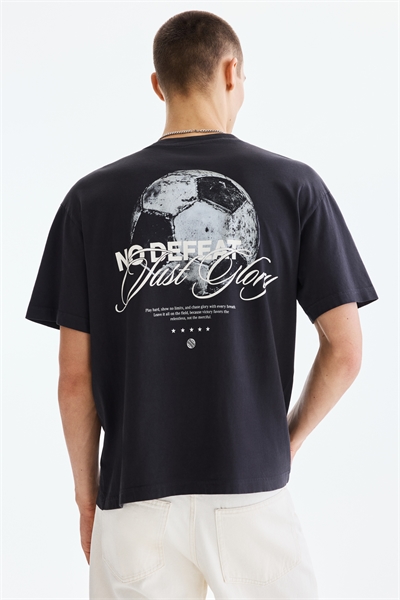 Футболка с принтом свободного кроя артикул 1034065206