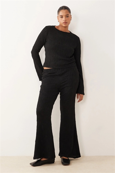 ASOS DESIGN Curve: брюки с высокой талией и расклешенными брючинами с фактурной поверхностью co-ord артикул 150178421