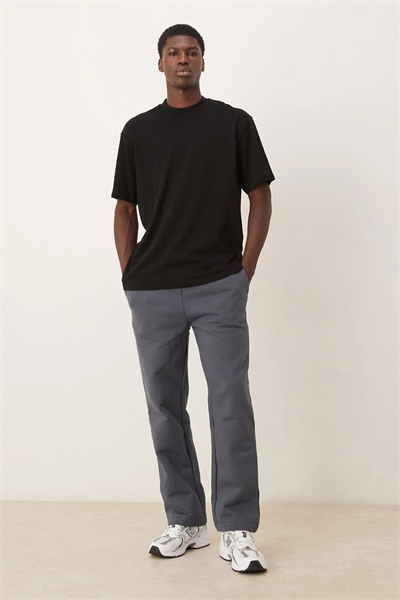 Джоггеры премиум-класса с прямыми брючинами и плотной тканью артикул 148522510