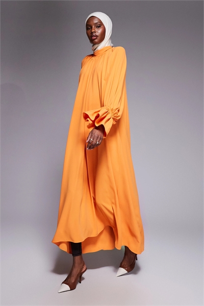 Макси-платье с манжетами на рукавах артикул 155319288