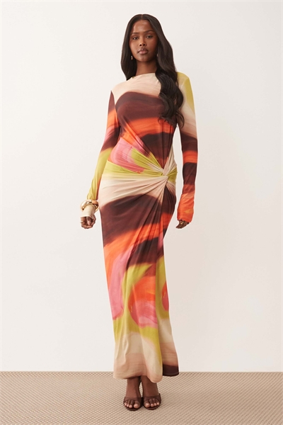 Эксклюзивное макси-платье с длинными рукавами, высоким воротником и закрученным силуэтом артикул 154630816